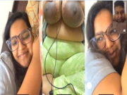 Sexy Desi Girl Shows Big Boobs